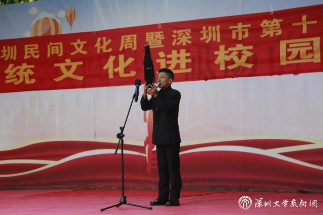 進校園3改.jpg