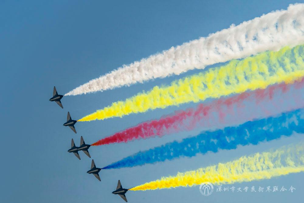 余肖廷+《鷹擊長空 (6)》+紀實類.jpg
