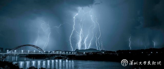陳蕾-《驚雷》.jpg 陳蕾-《驚雷》.jpg