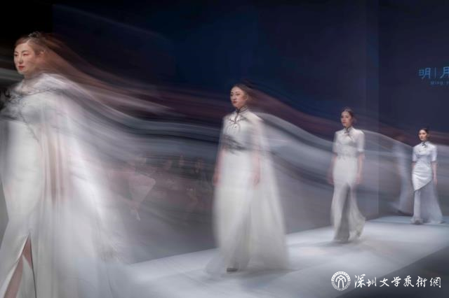 藝術(shù)類組照2《飛一般時裝周》組照-鐘亦武13802266766-4D1A4529-2 拷貝.jpg